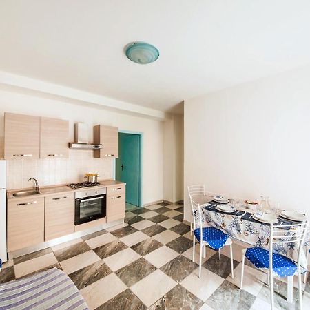 Nice Apartment In La Maddalena With Kitchen Exterior photo